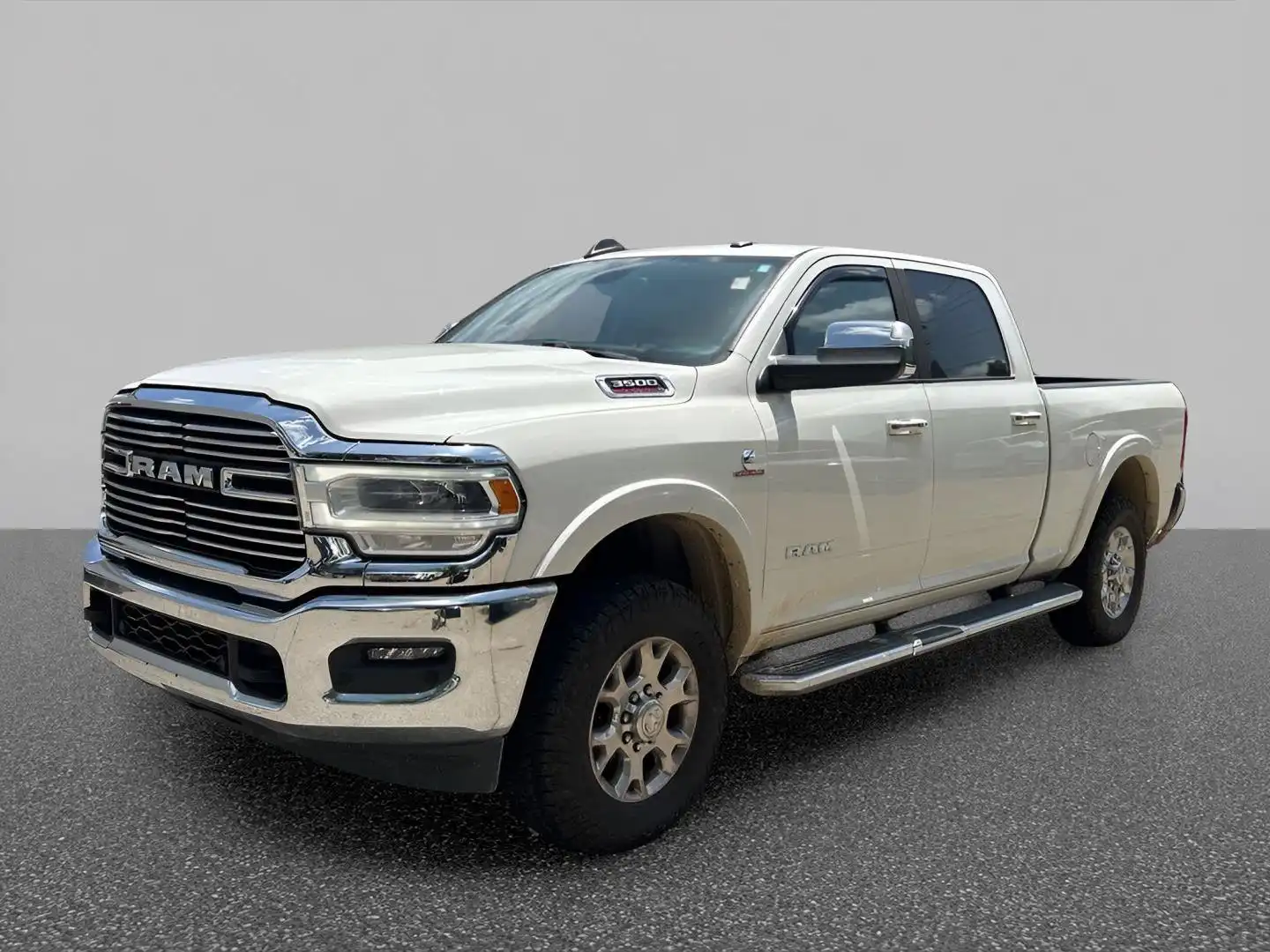 2022 RAM 3500 Laramie 4WD Crew Cab SWB's photo