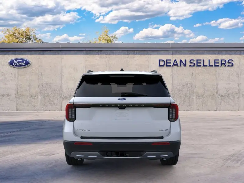 2026 Ford Explorer Active 4WD photo 5