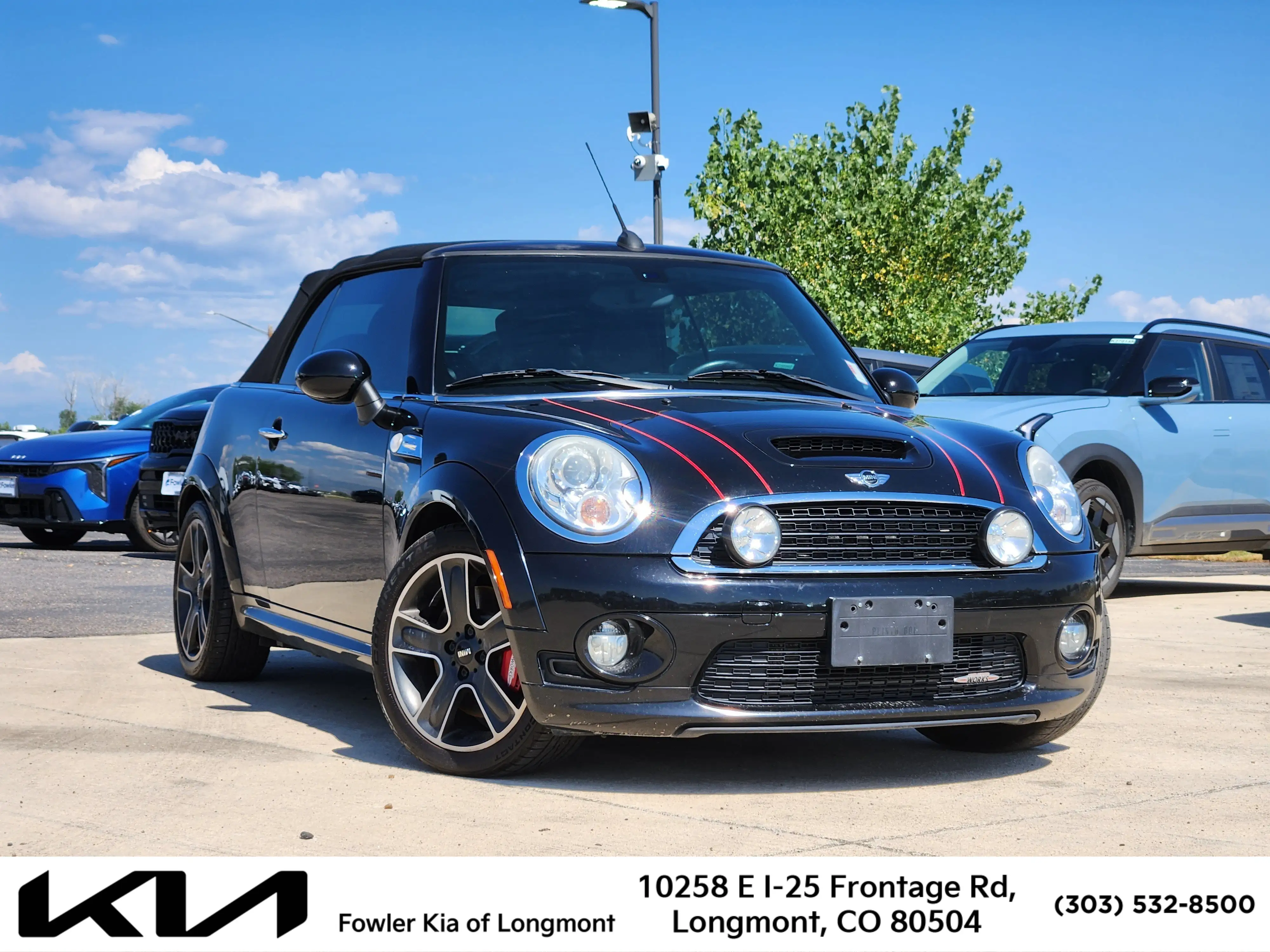 2010 MINI Cooper John Cooper Works photo 1