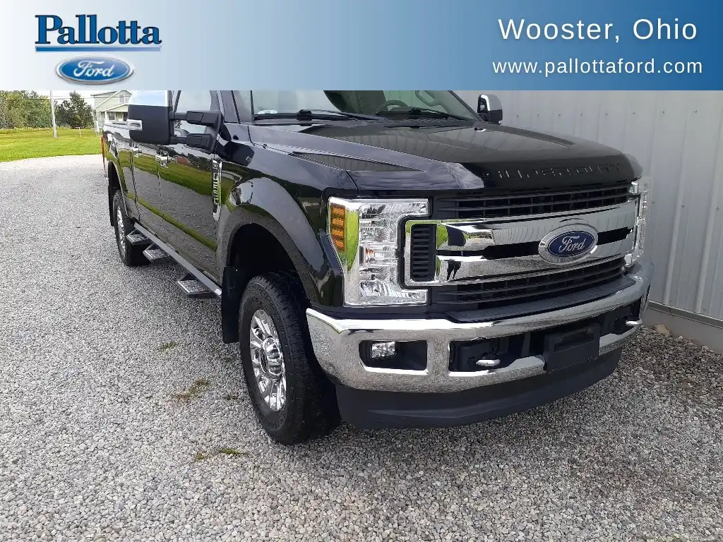 2019 Ford F-250 XLT 4WD Crew Cab 8' Box's photo