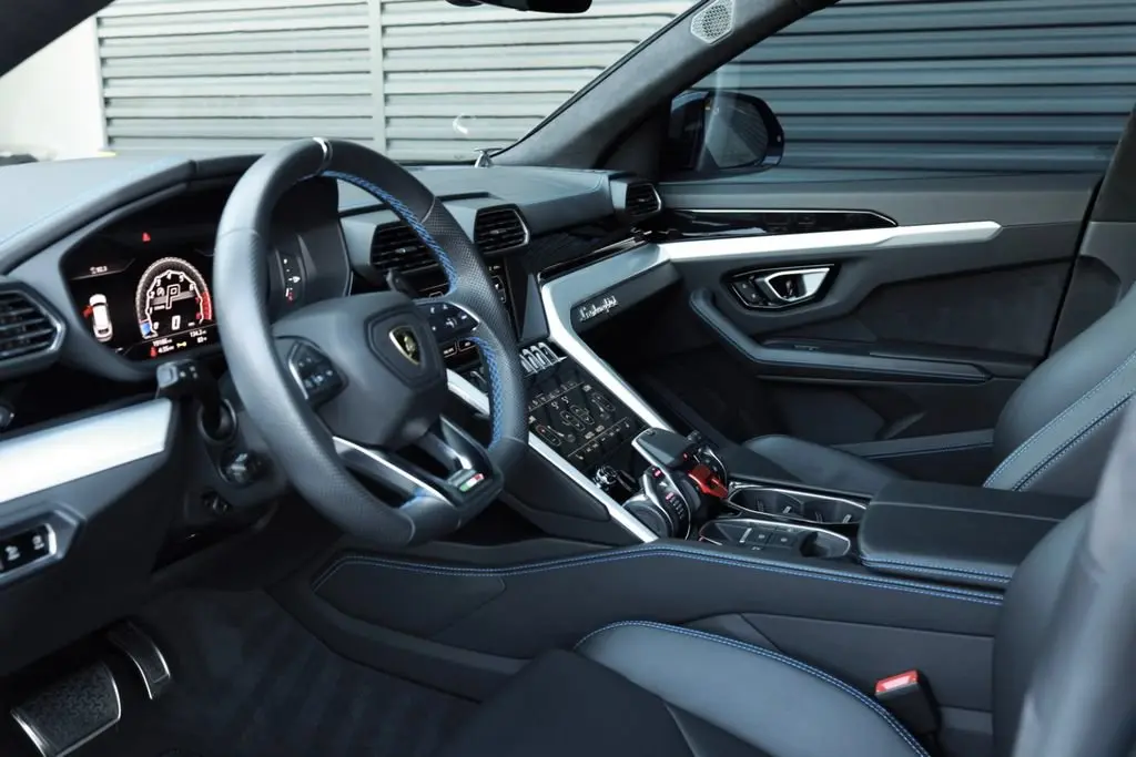 2019 Lamborghini Urus 4.0 V8 photo 5