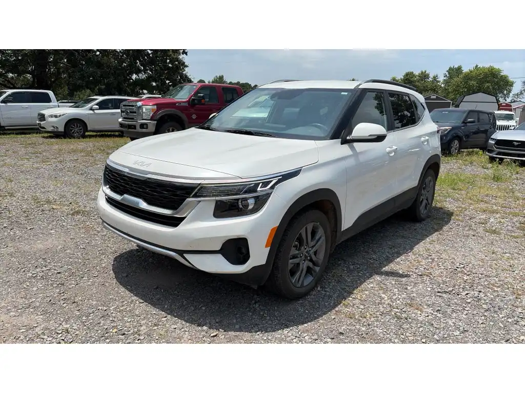 2023 Kia Seltos 2.0 S FWD's photo