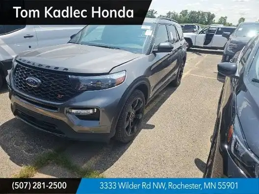 2022 Ford Explorer ST 4WD's photo