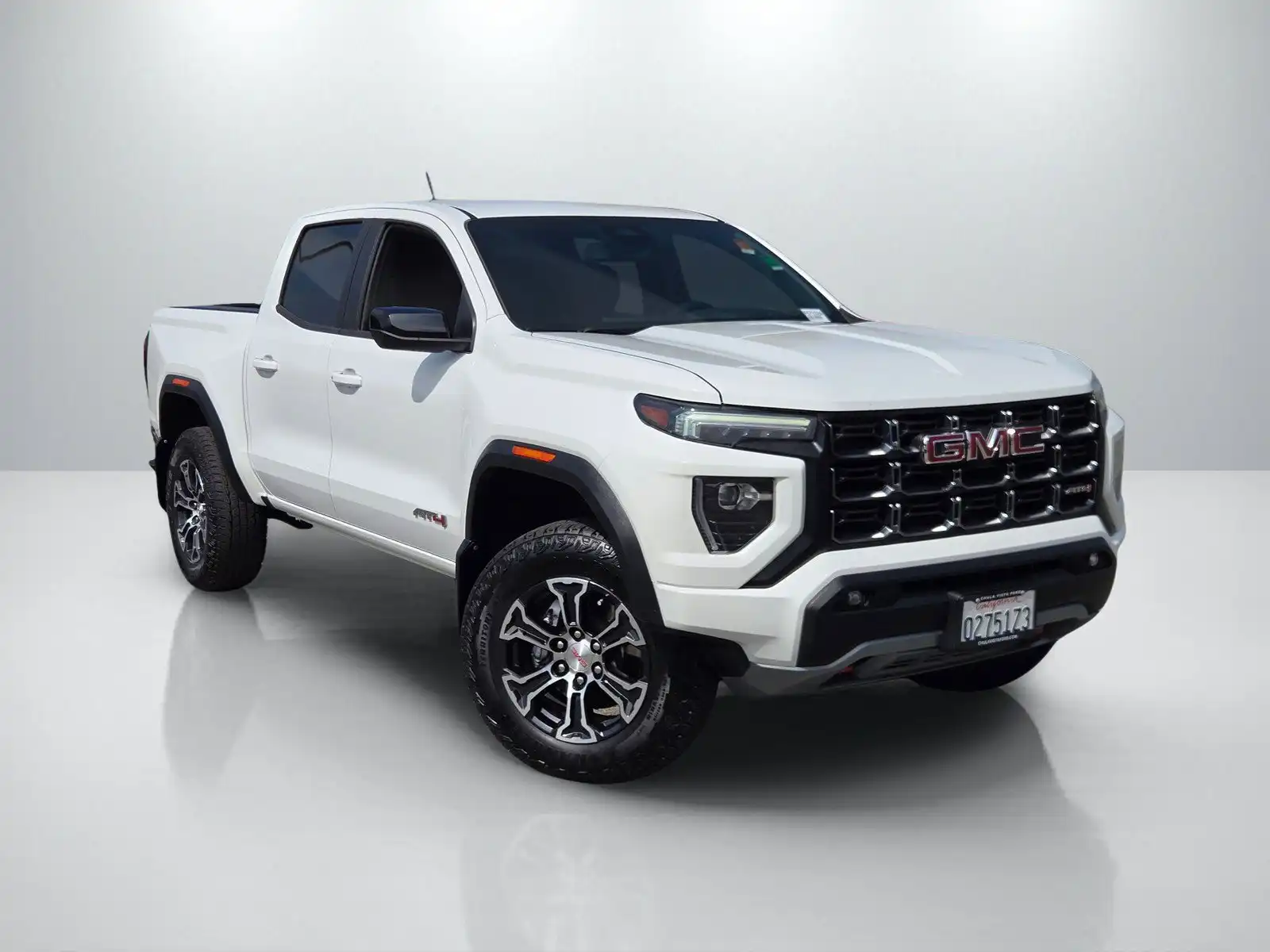 2023 GMC Canyon 4WD AT4 Crew Cab Short Box's photo