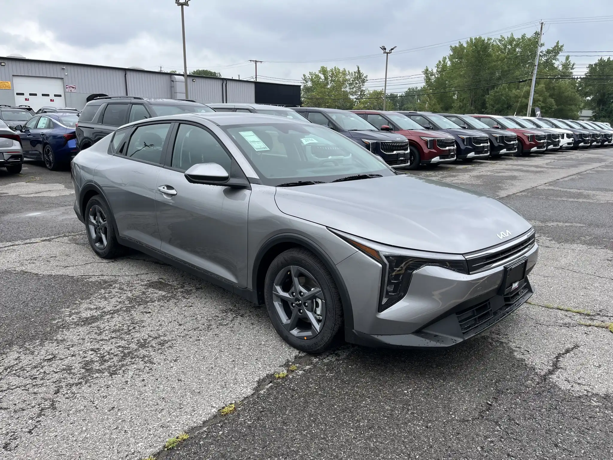 2026 Kia K4 LXS AT's photo