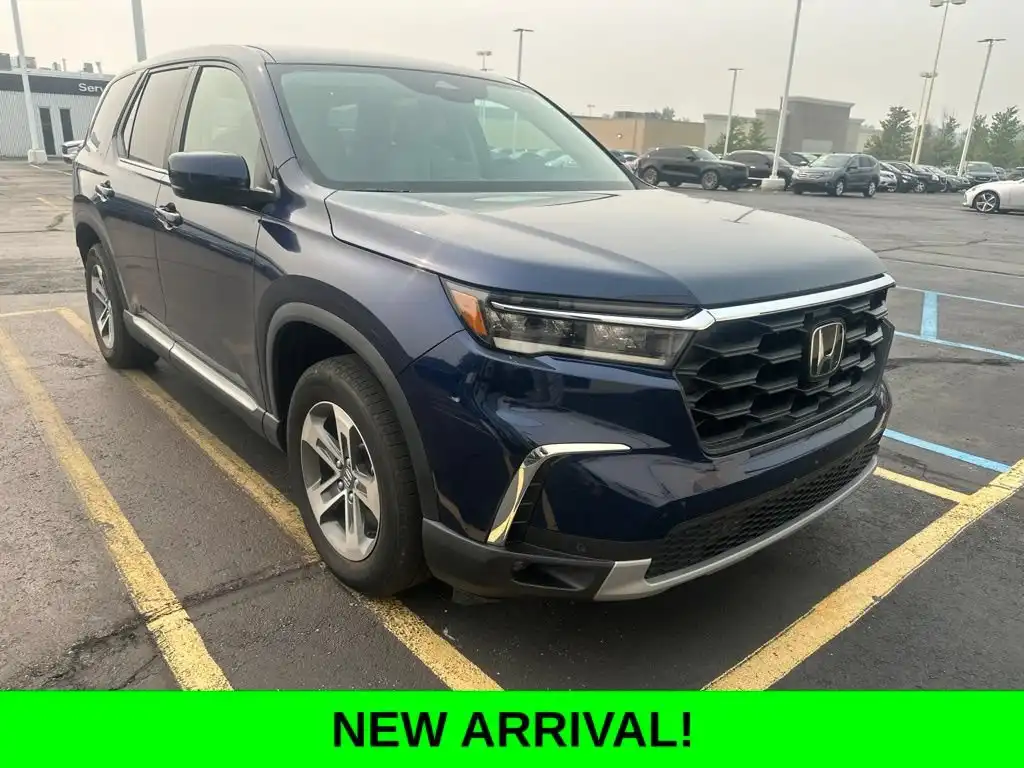 2024 Honda Pilot EX-L AWD 8-Passenger's photo