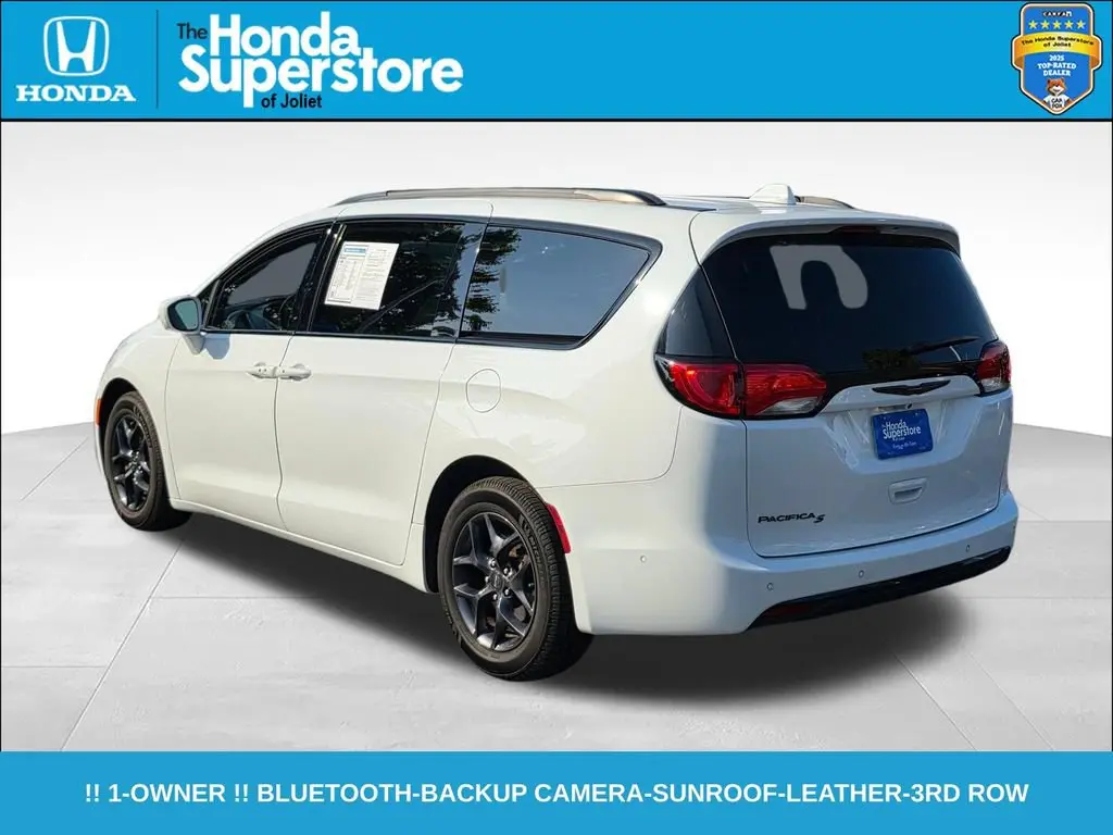2020 Chrysler Pacifica Touring L Plus photo 5