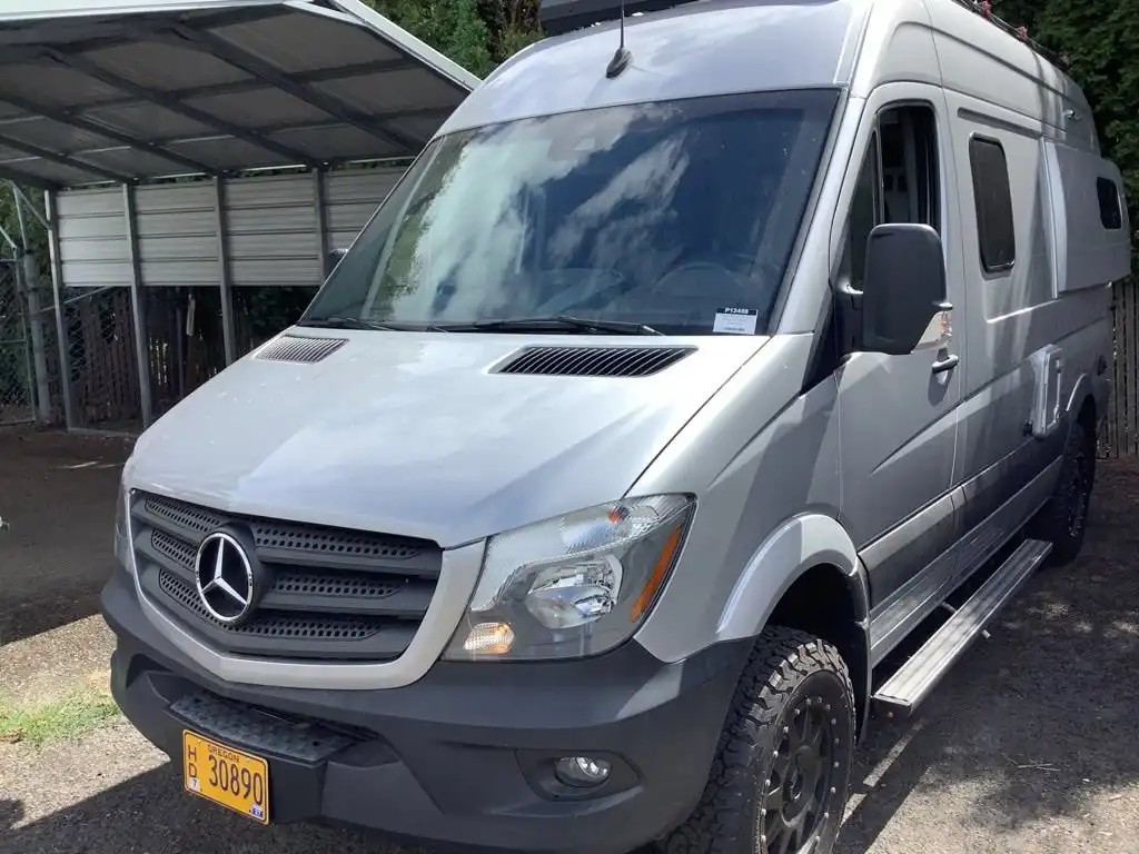 2018 Mercedes-Benz Sprinter 2500 144 WB High Roof 4x4's photo