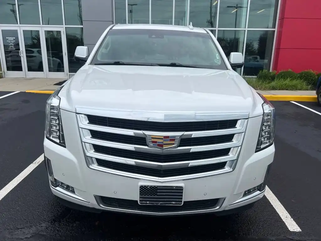 2019 Cadillac Escalade ESV AWD Luxury's photo