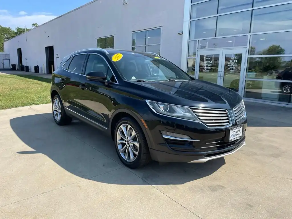 2017 Lincoln MKC Select FWD's photo