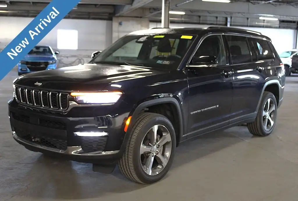 2024 Jeep Grand Cherokee L Limited 4x4's photo