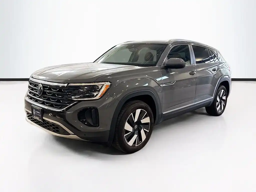 2025 Volkswagen Atlas Cross Sport 2.0T SEL 4MOTION's photo