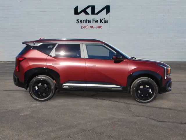2027 Kia Seltos X-Line AWD S photo 3