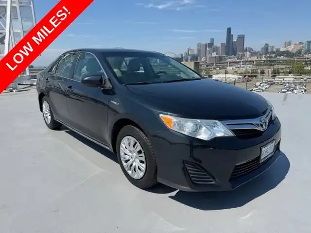 2013 Toyota Camry 2.5 Auto LE Hybrid's photo