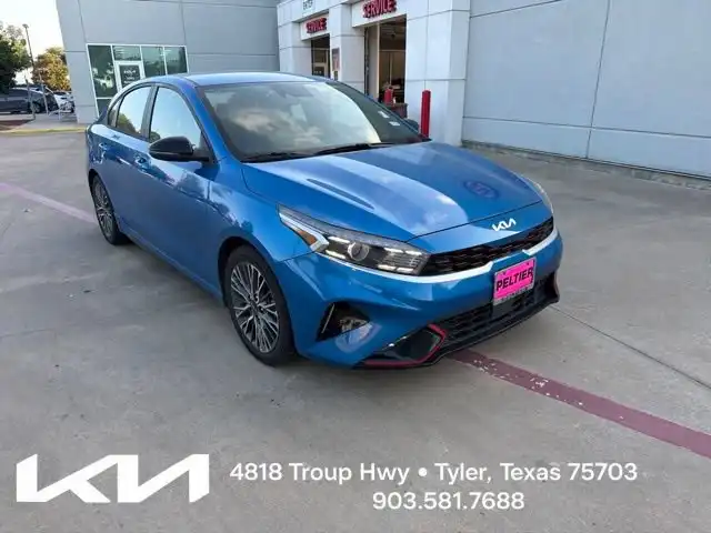 2023 Kia Forte GT-Line AT's photo