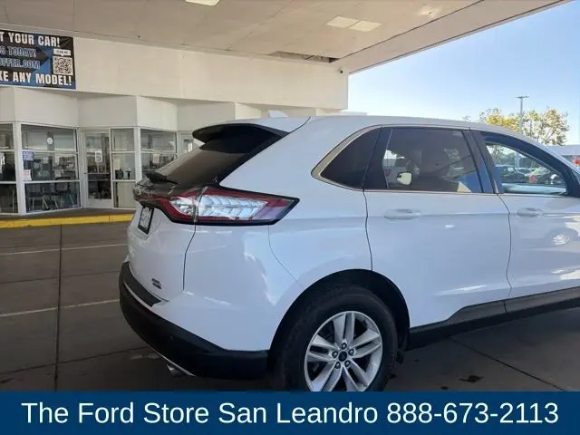 2017 Ford Edge SEL AWD photo 5