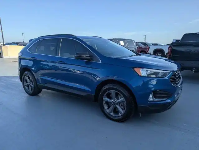 2022 Ford Edge SEL AWD's photo