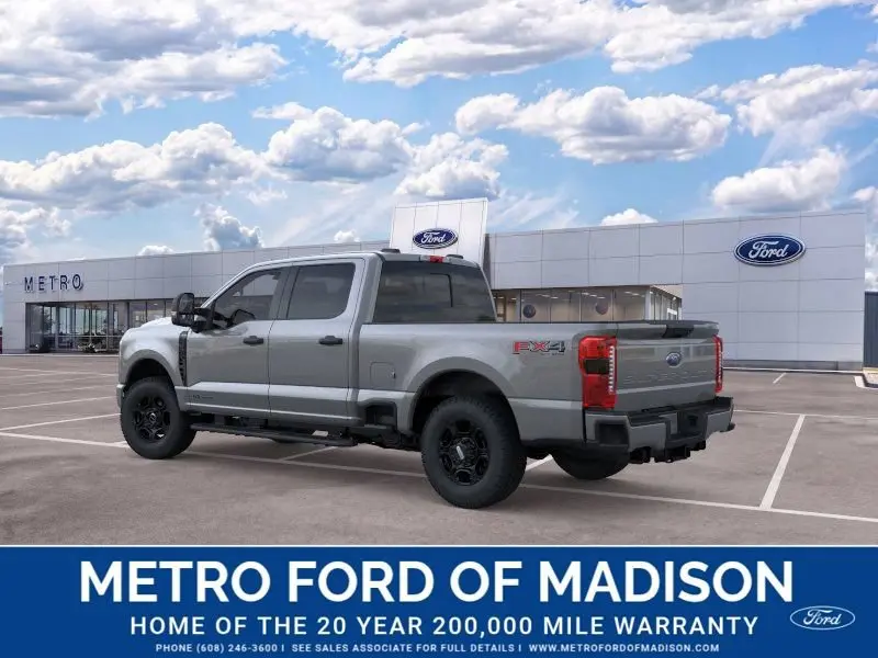 2026 Ford F-350 XL 4WD Crew Cab SRW 6-3/4' Box photo 4