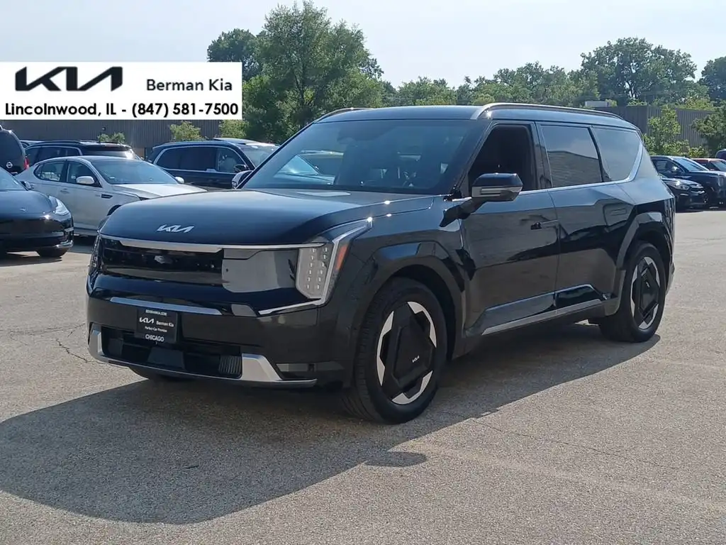 2024 Kia EV9 Land AWD's photo