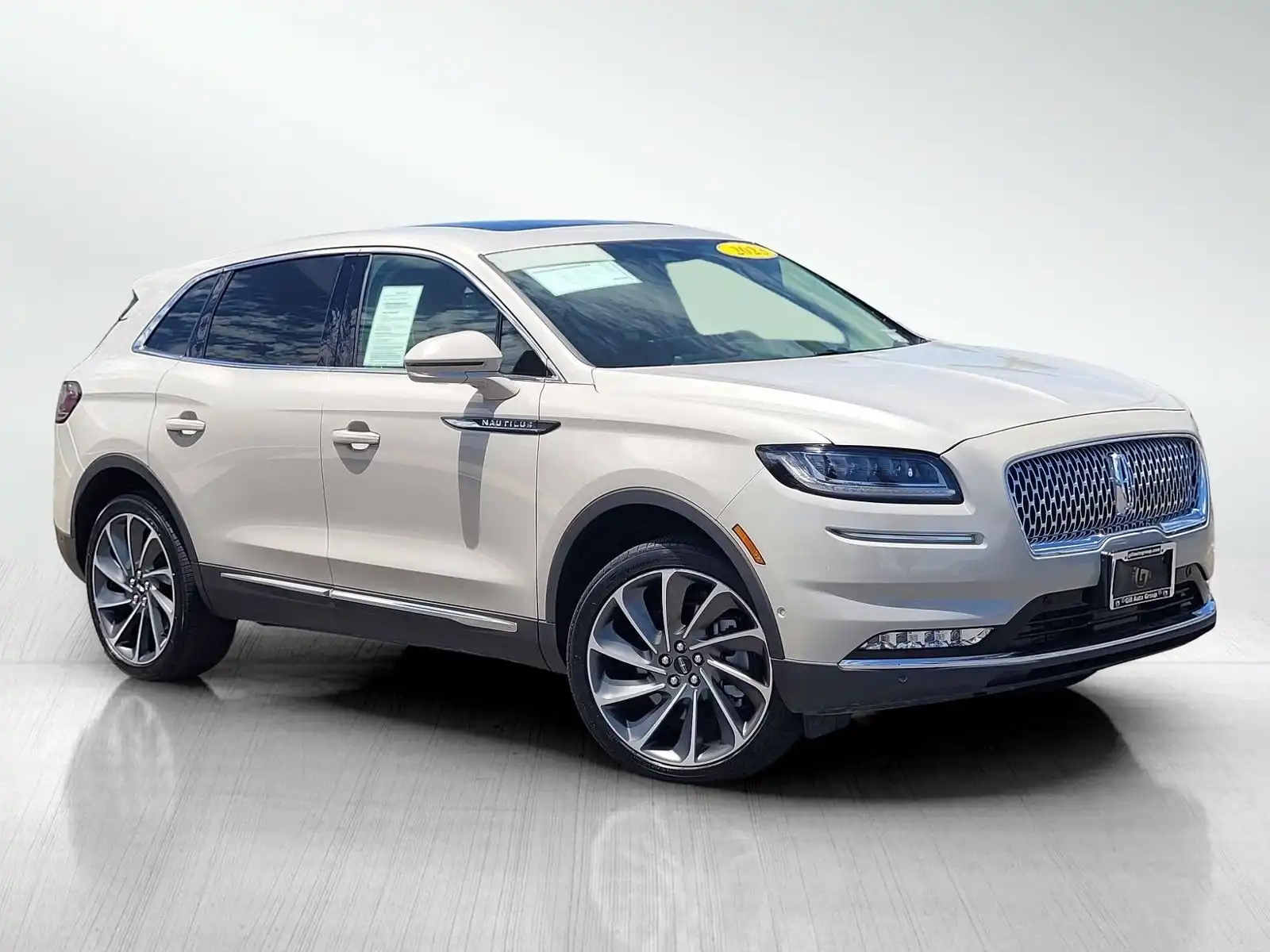 2023 Lincoln Nautilus Reserve AWD's photo