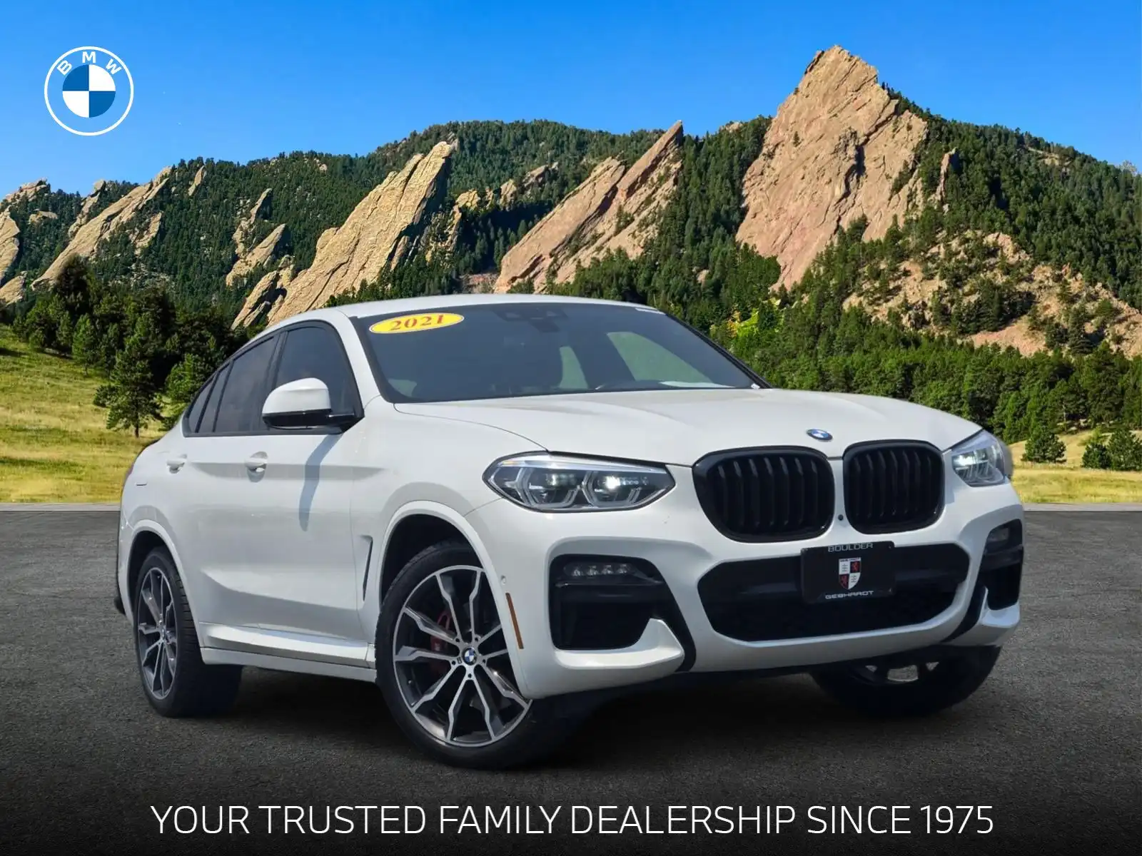 2021 BMW X4 M40i's photo