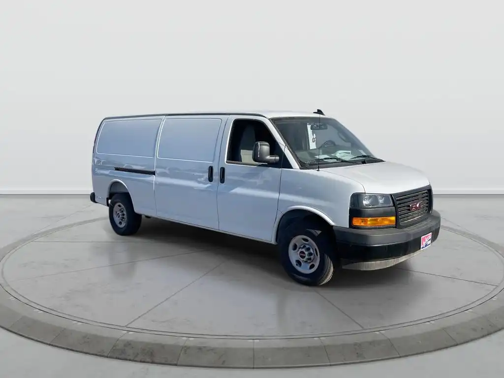 2025 GMC Savana 2500 Ext WB's photo