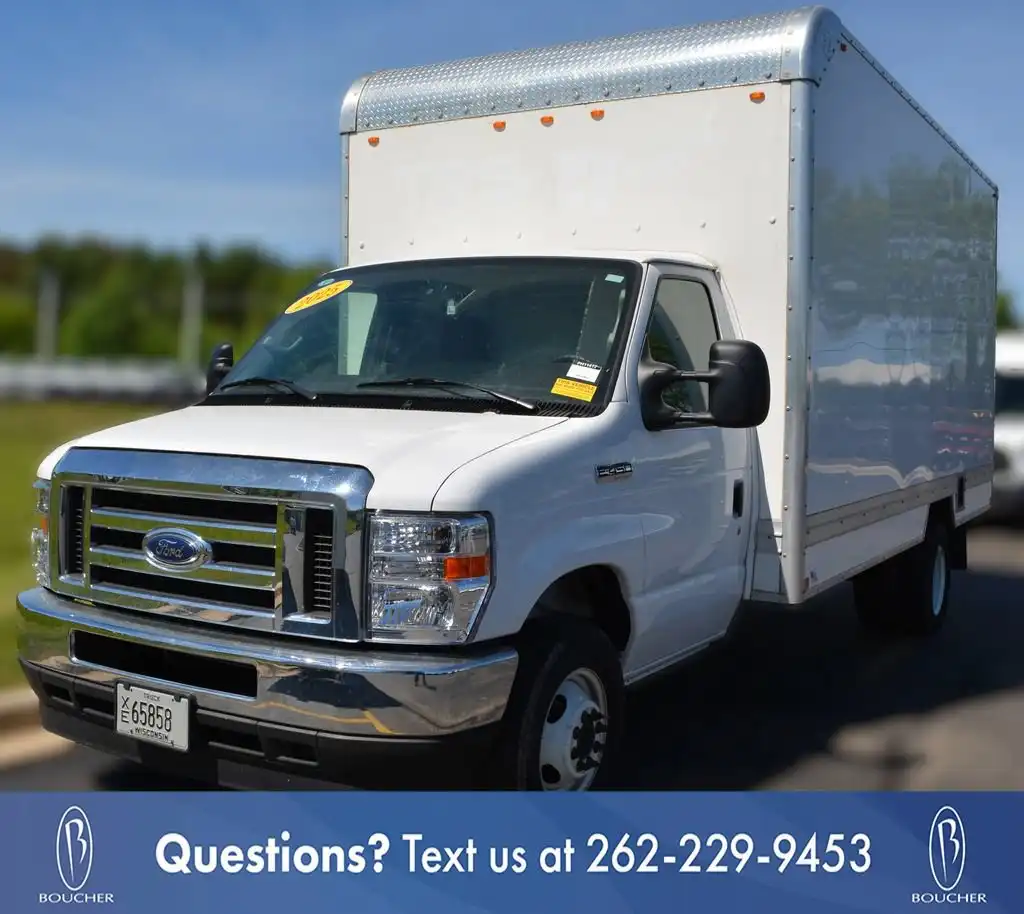 2025 Ford E-Series DRW E-450 Super Duty 176 in WB's photo