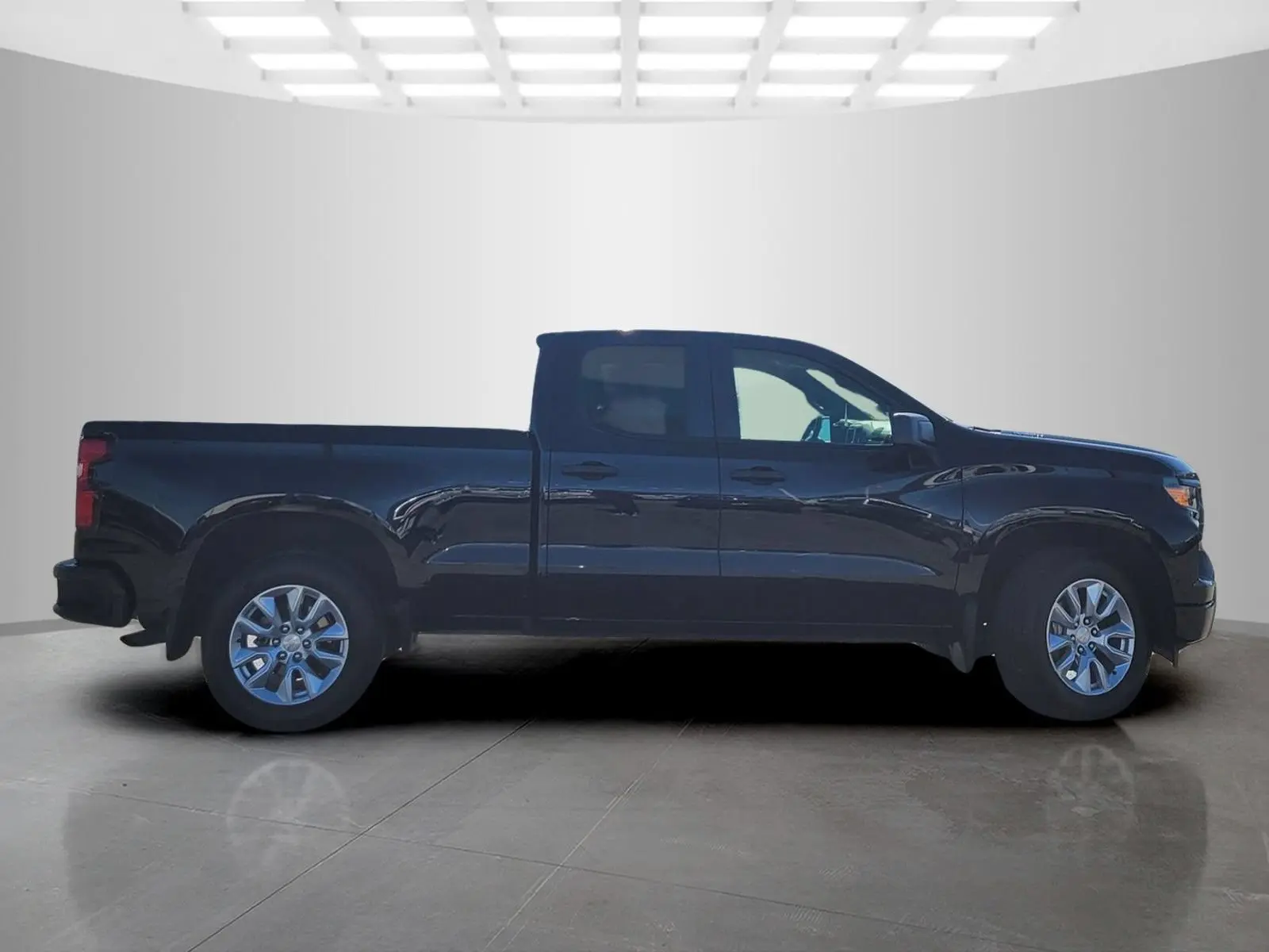 2024 Chevrolet Silverado 1500 Custom Double Cab Std Box photo 4