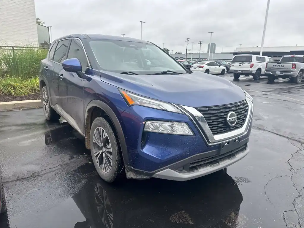 2021 Nissan Rogue SV FWD's photo