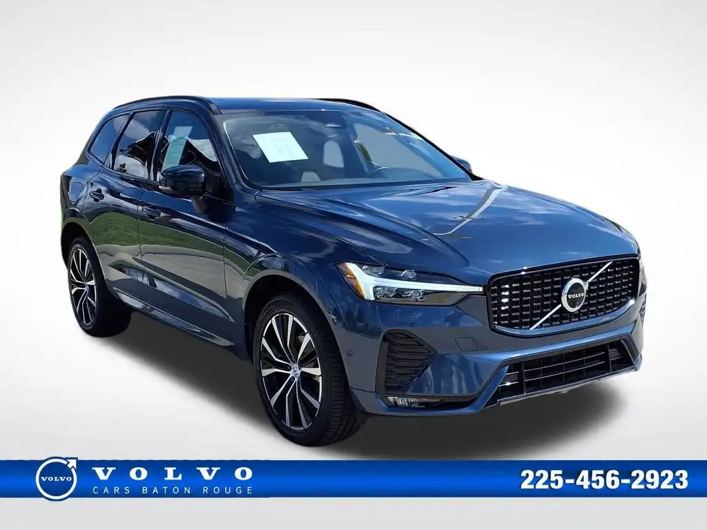 2023 Volvo XC60 B5 Plus Dark Theme AWD's photo