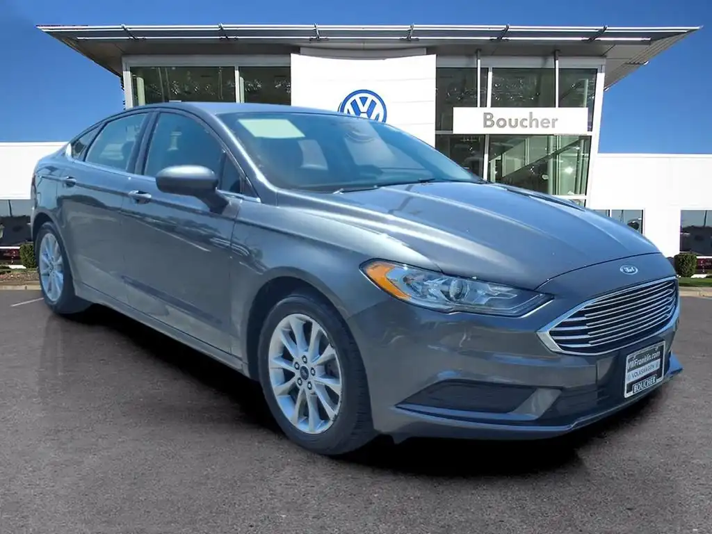 2017 Ford Fusion SE FWD's photo