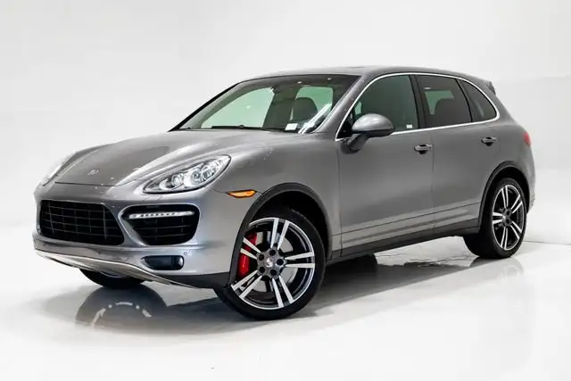 2011 Porsche Cayenne Turbo's photo