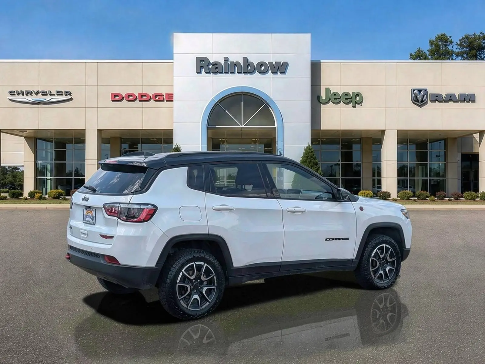2025 Jeep Compass Trailhawk 4WD photo 3