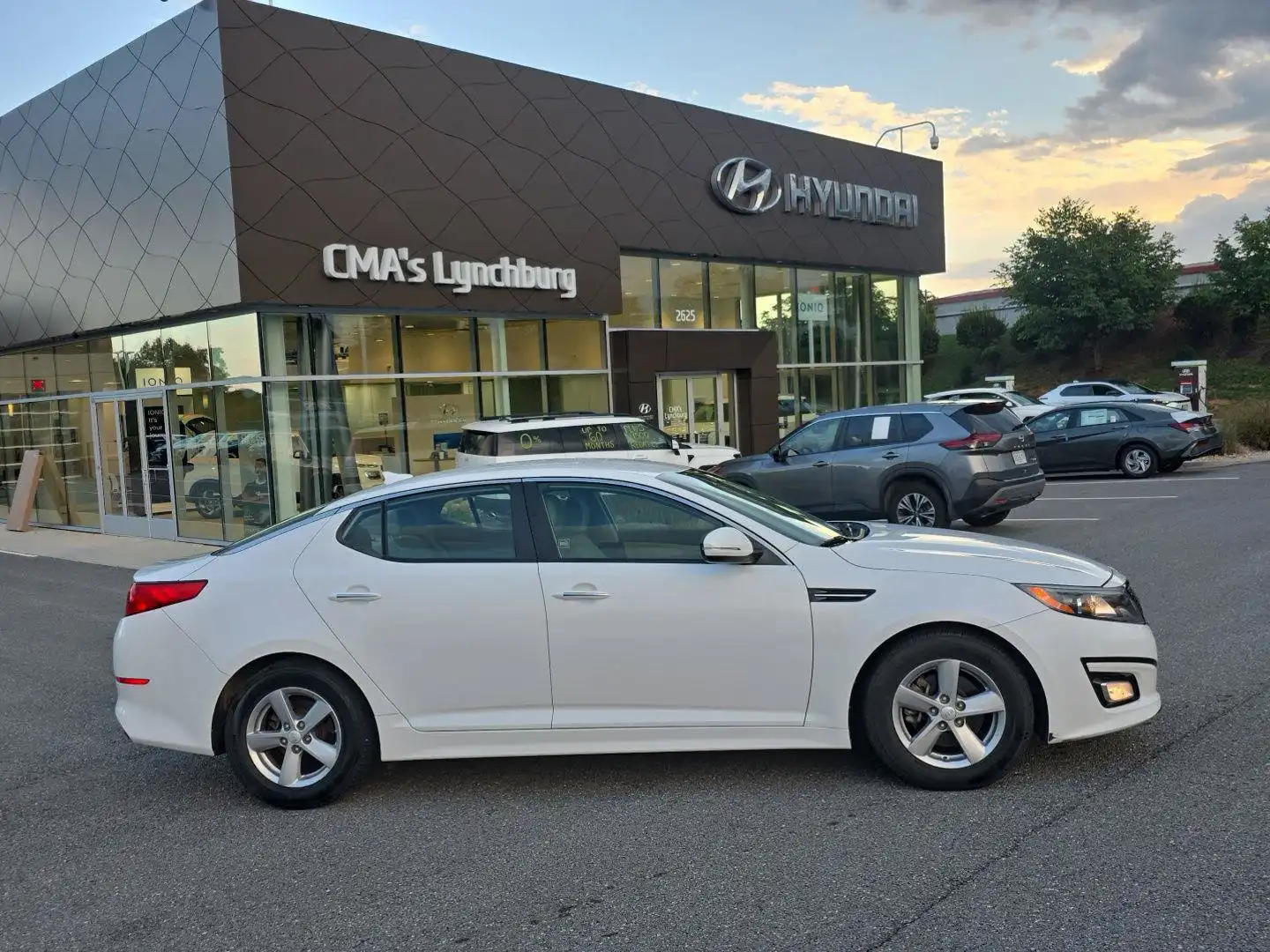2014 Kia Optima LX AT's photo