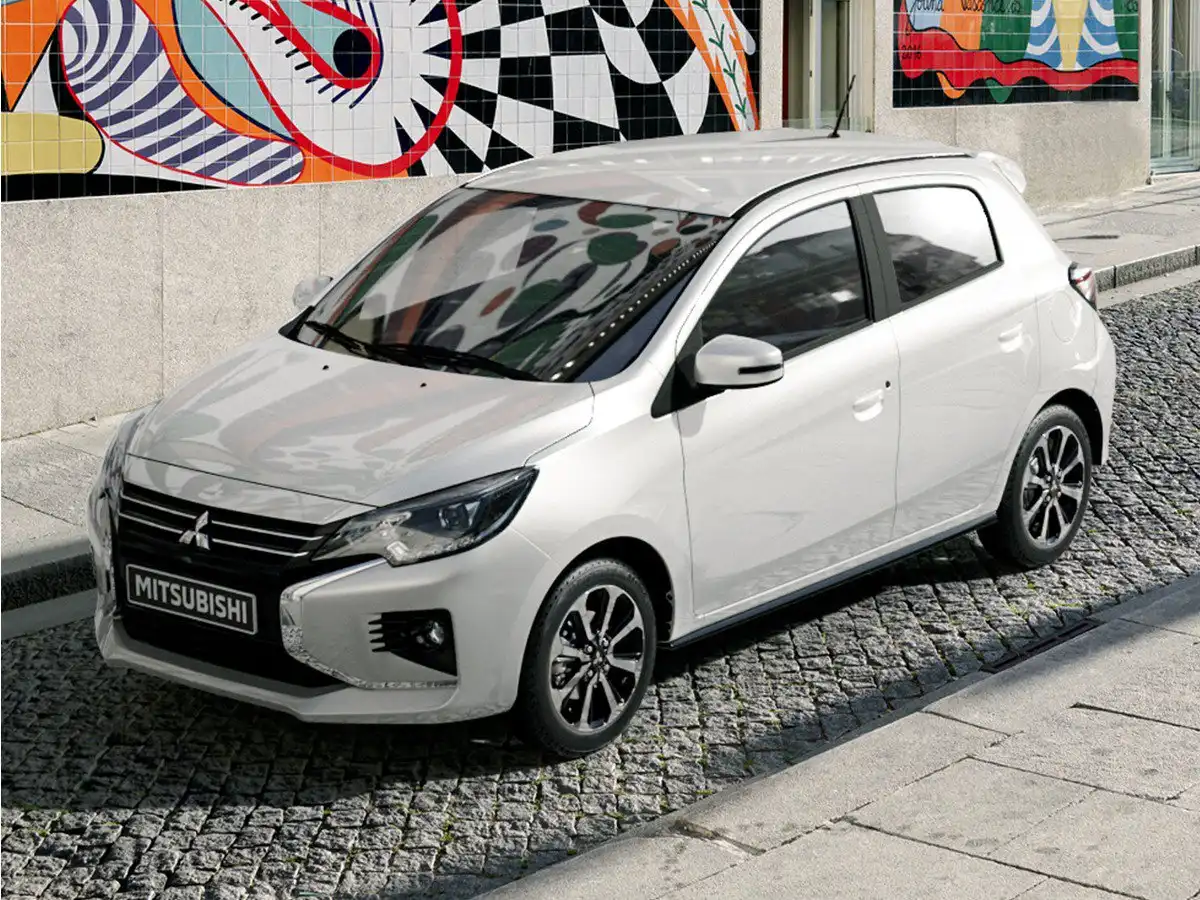 2024 Mitsubishi Mirage ES CVT's photo