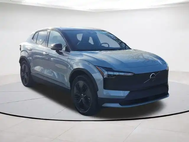 2026 Volvo EX30 Twin Motor Cross Country Ultra's photo