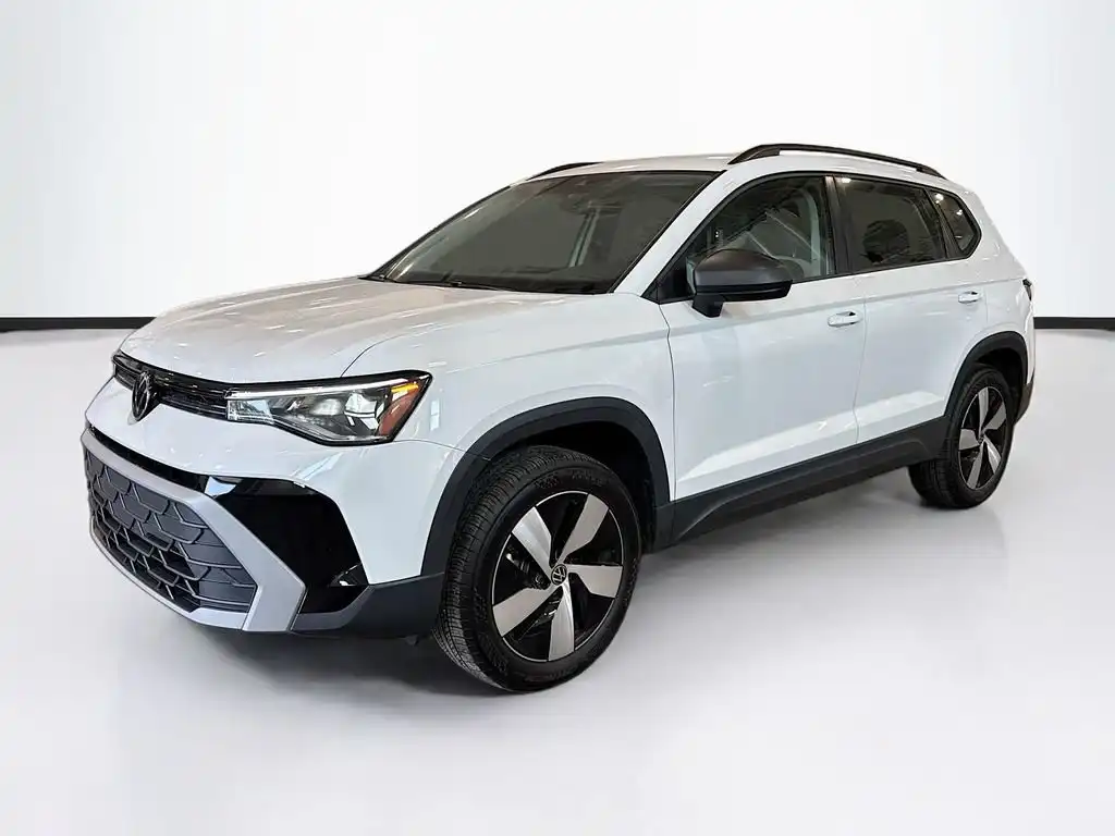 2025 Volkswagen Taos 1.5T S 4Motion's photo