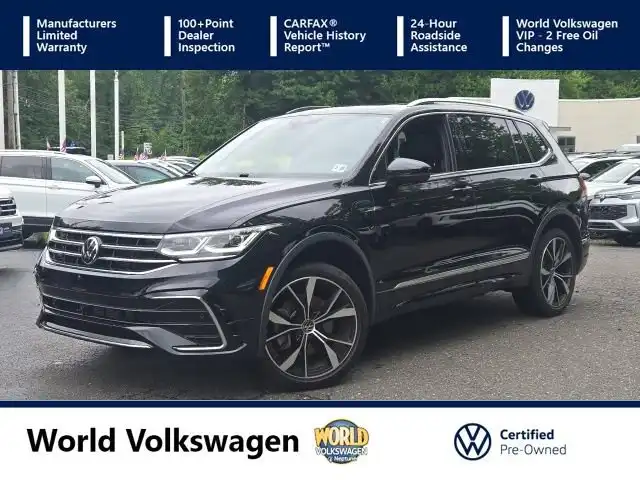 2024 Volkswagen Tiguan 2.0T SEL R-Line 4Motion's photo