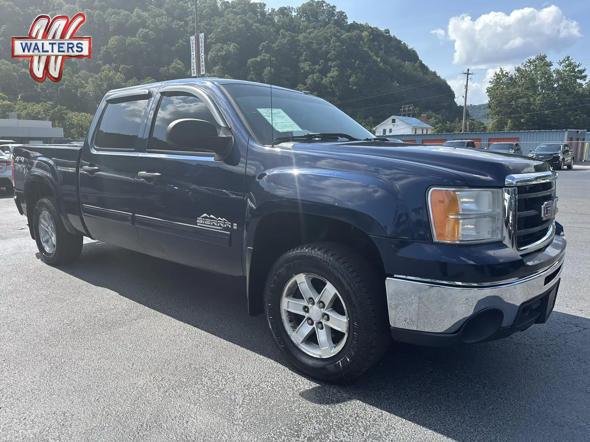 2009 GMC Sierra 4WD Crew Cab SL SWB's photo