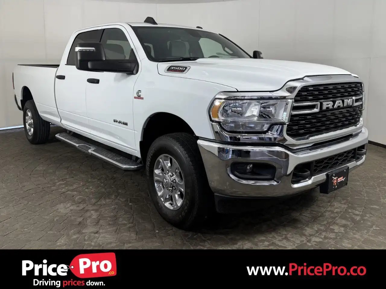 2024 RAM 3500 Big Horn 4X4 Crew Cab LWB's photo