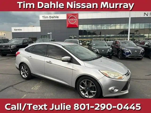 2013 Ford Focus SE Sedan's photo