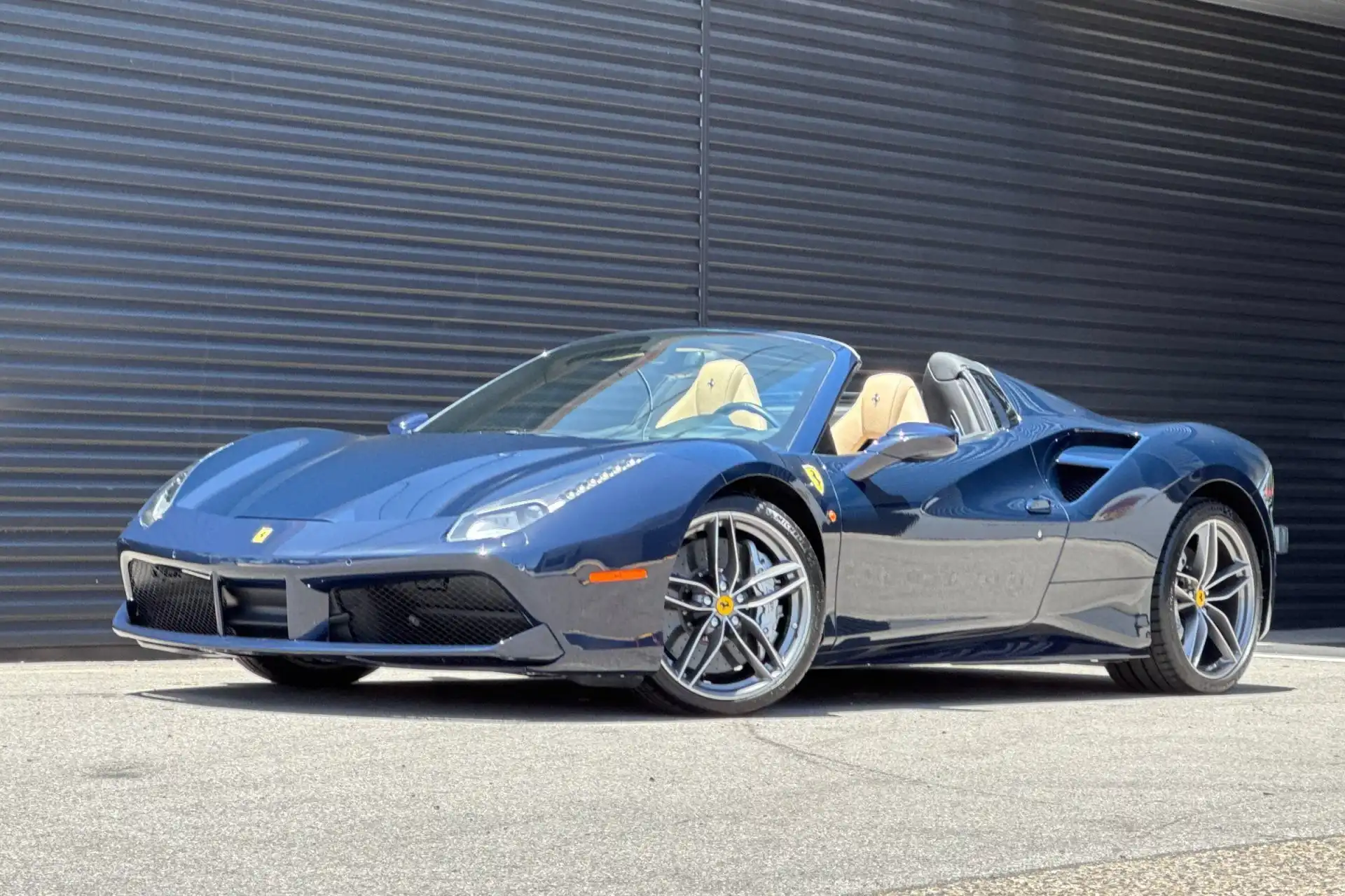 2018 Ferrari 488 Base's photo