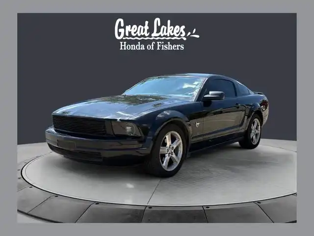2009 Ford Mustang V6 Premium's photo