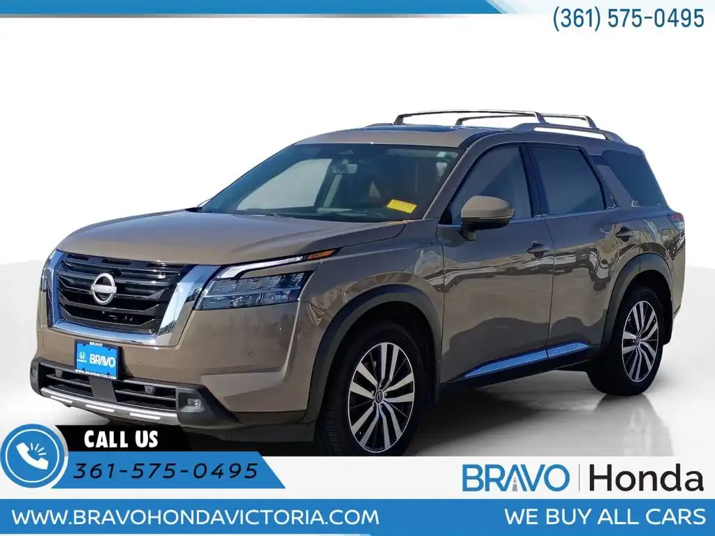 2023 Nissan Pathfinder Platinum 2WD's photo