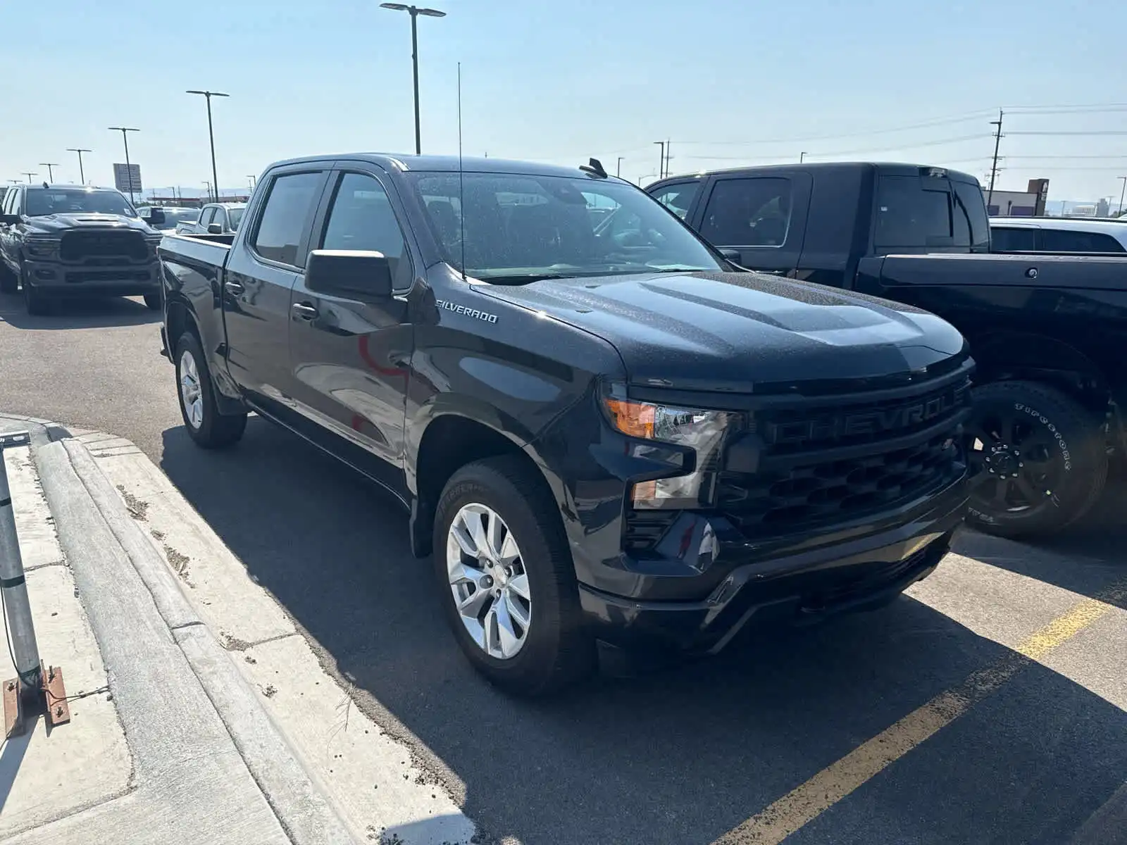 2023 Chevrolet Silverado 1500 Custom 4X4 Crew Cab Short Box's photo