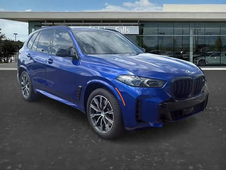 2026 BMW X5 M60i's photo