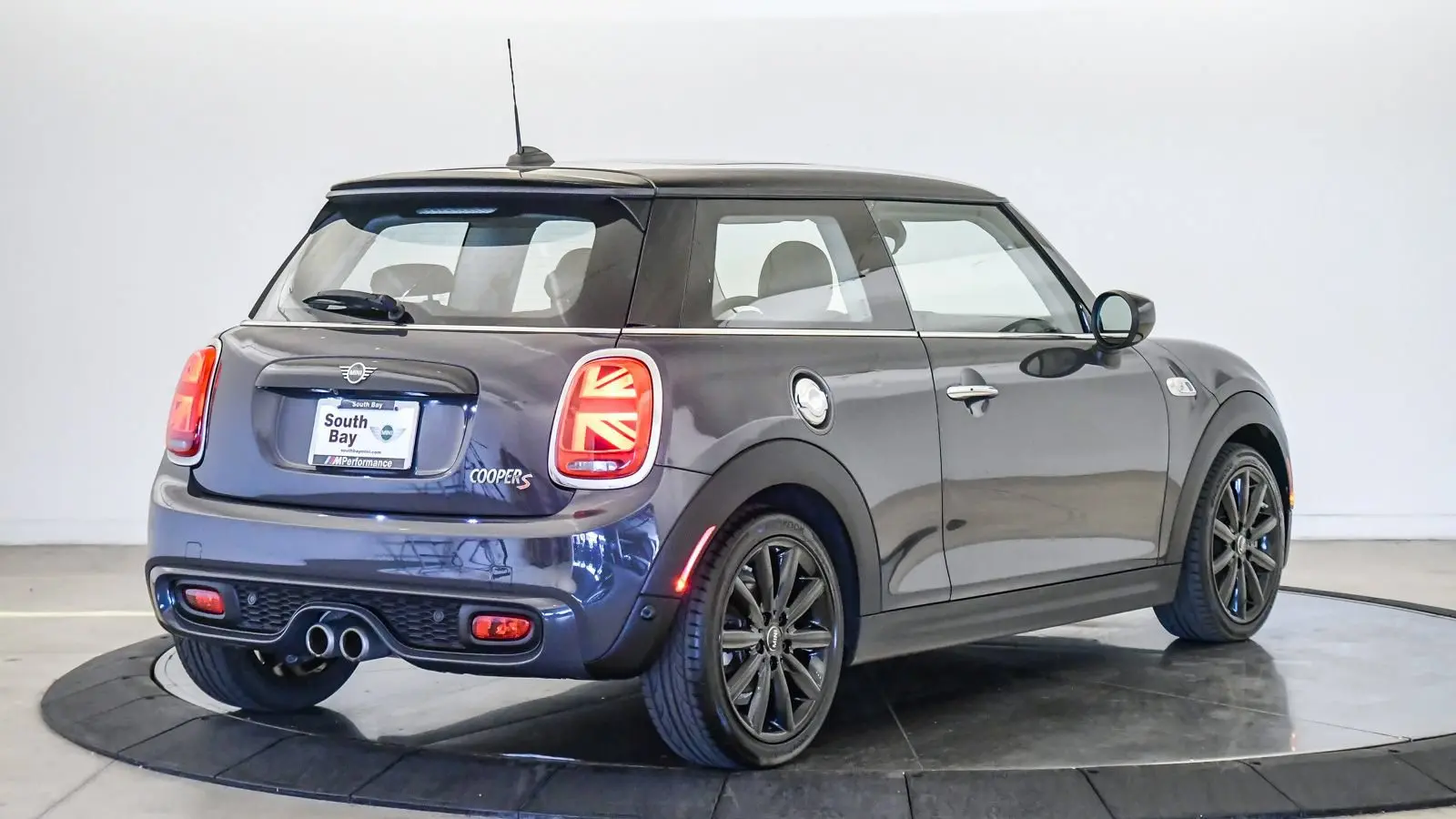 2020 MINI Hardtop Cooper S photo 5