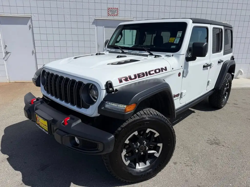 2025 Jeep Wrangler Rubicon photo 1