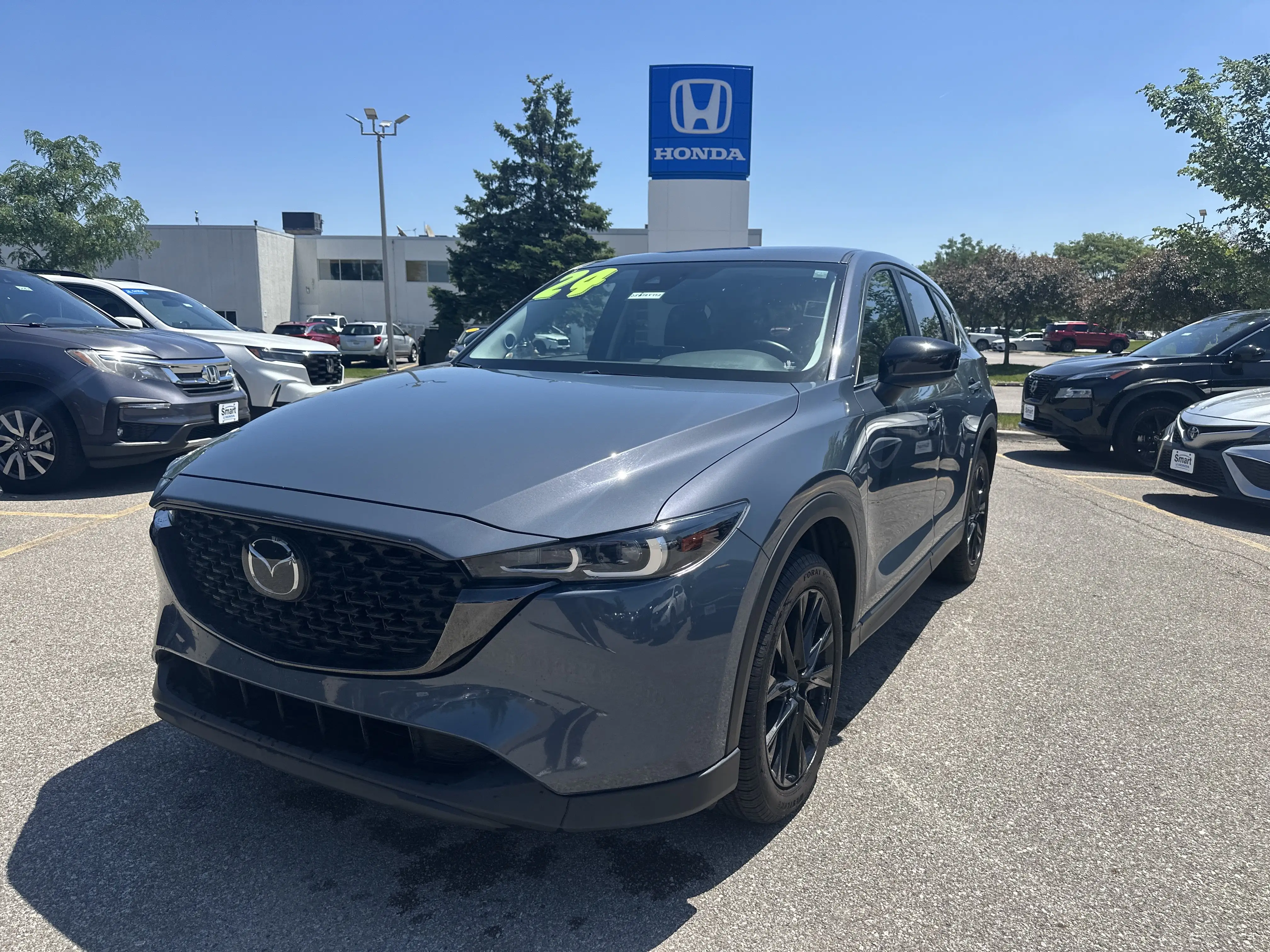 2024 Mazda CX-5 S Carbon Edition Auto AWD's photo