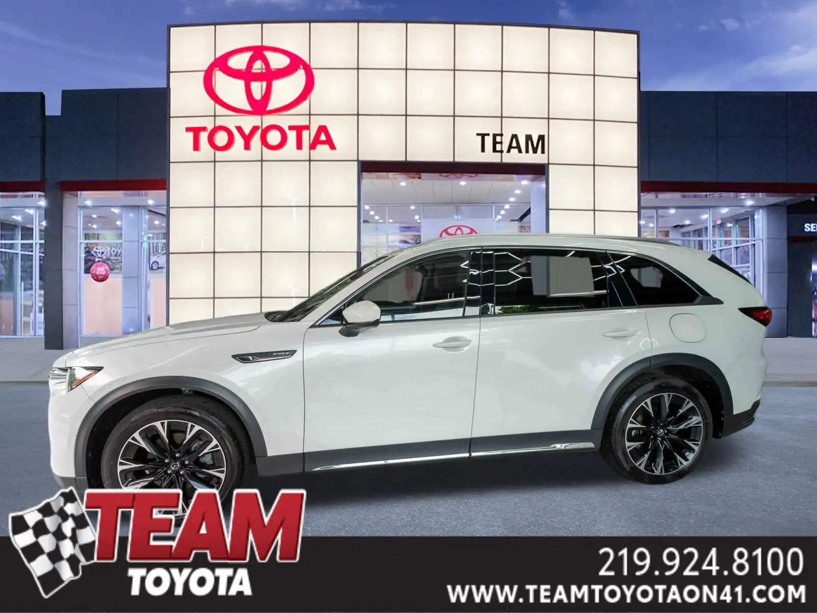 2024 Mazda CX-90 PHEV Premium Package's photo